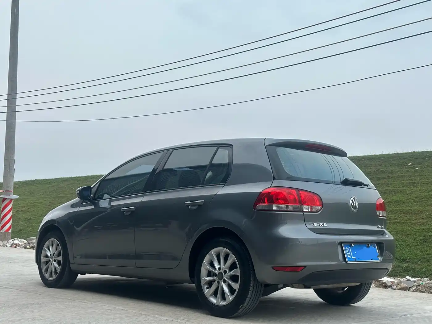 Volkswagen Golf 2011 Model 1.6 Automatic Comfort фото 8