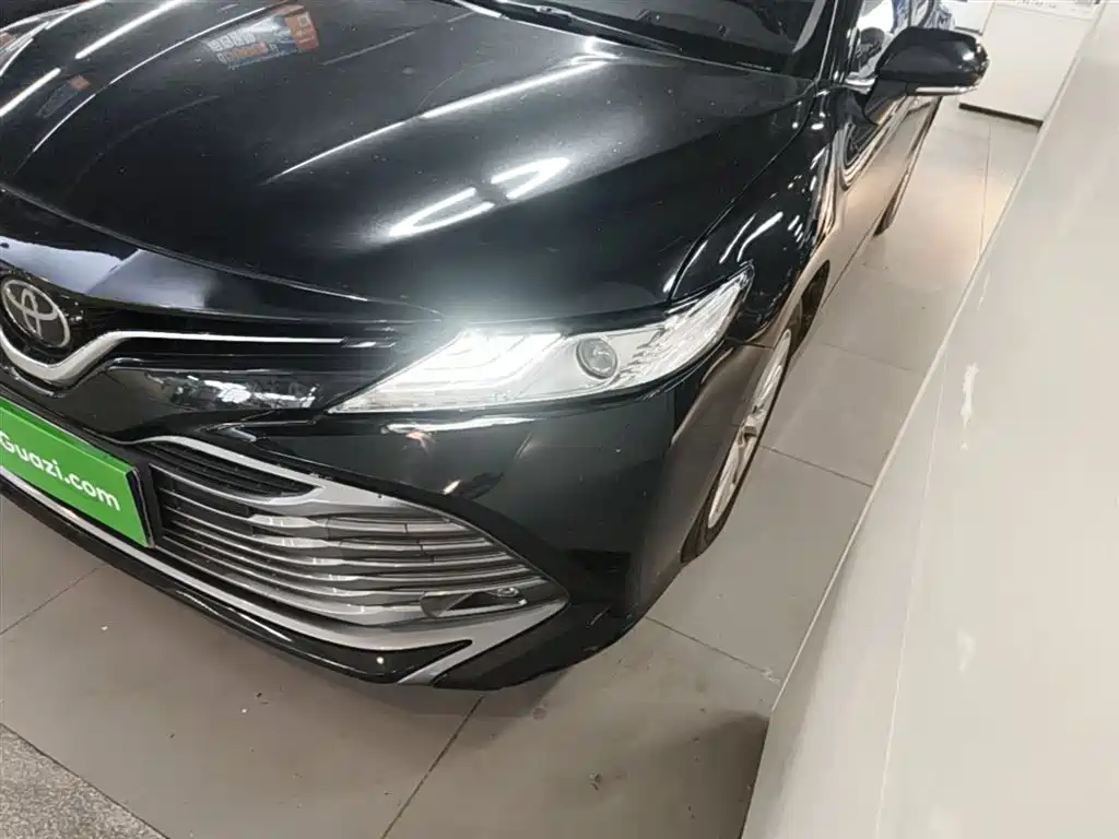 Toyota Camry 2018 2.0G Luxury Edition фото 24