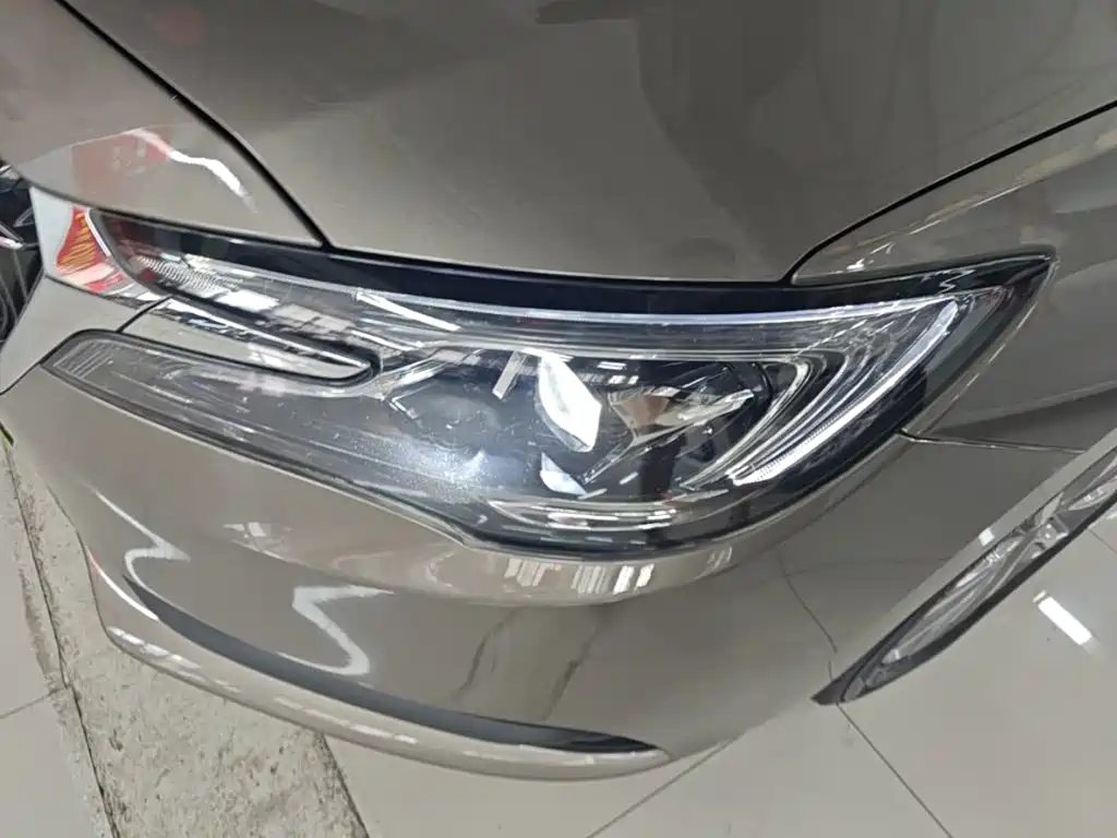 Buick GL6 2021 2021 323T Mild Hybrid Connected Luxury