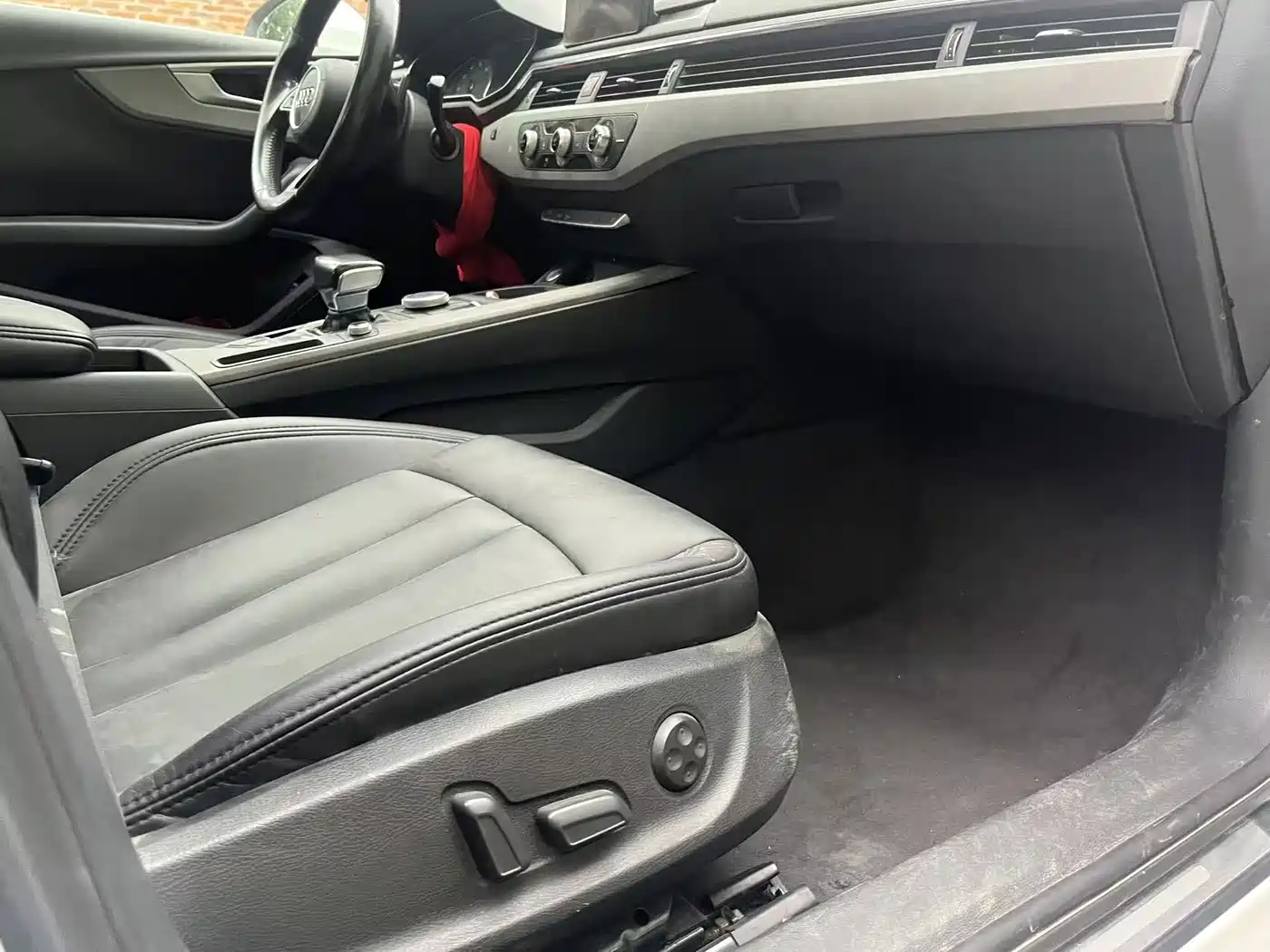 Audi A4L 2017 40 TFSI Progressive фото 13