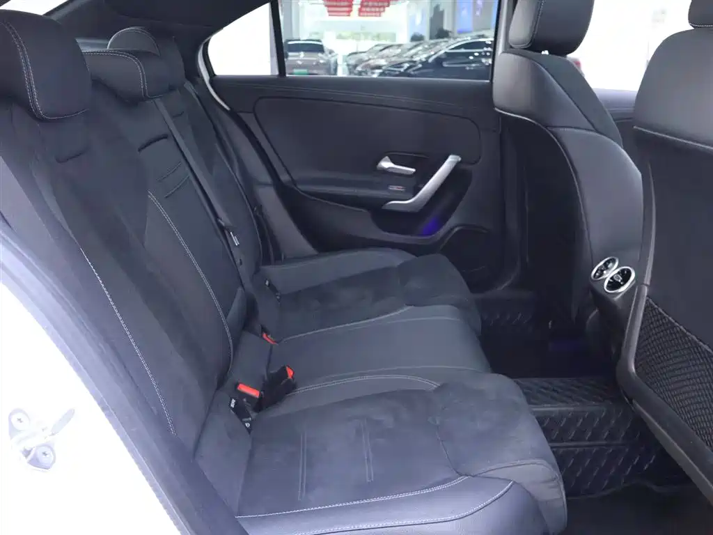 MERCEDES-BENZ A CLASS