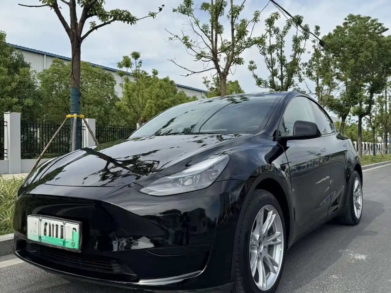 Tesla Model Y 2022 Facelift Rear-Wheel Drive Version