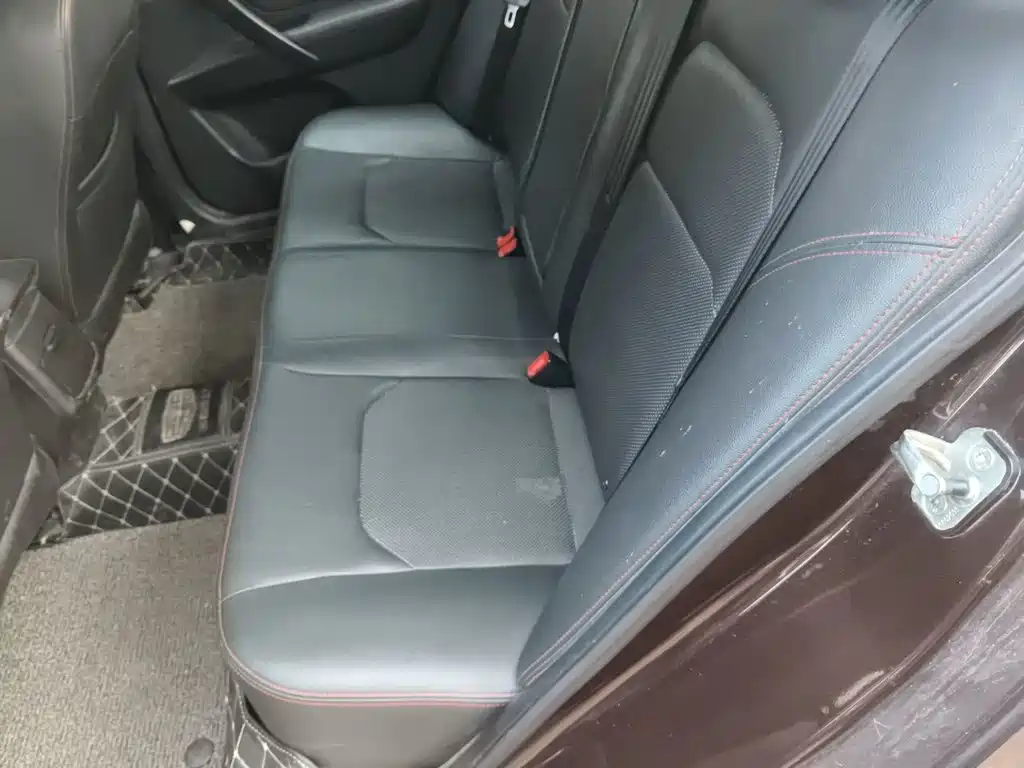 Geely Emgrand 2015 2015 Sedan 1.5L Manual Upward Edition