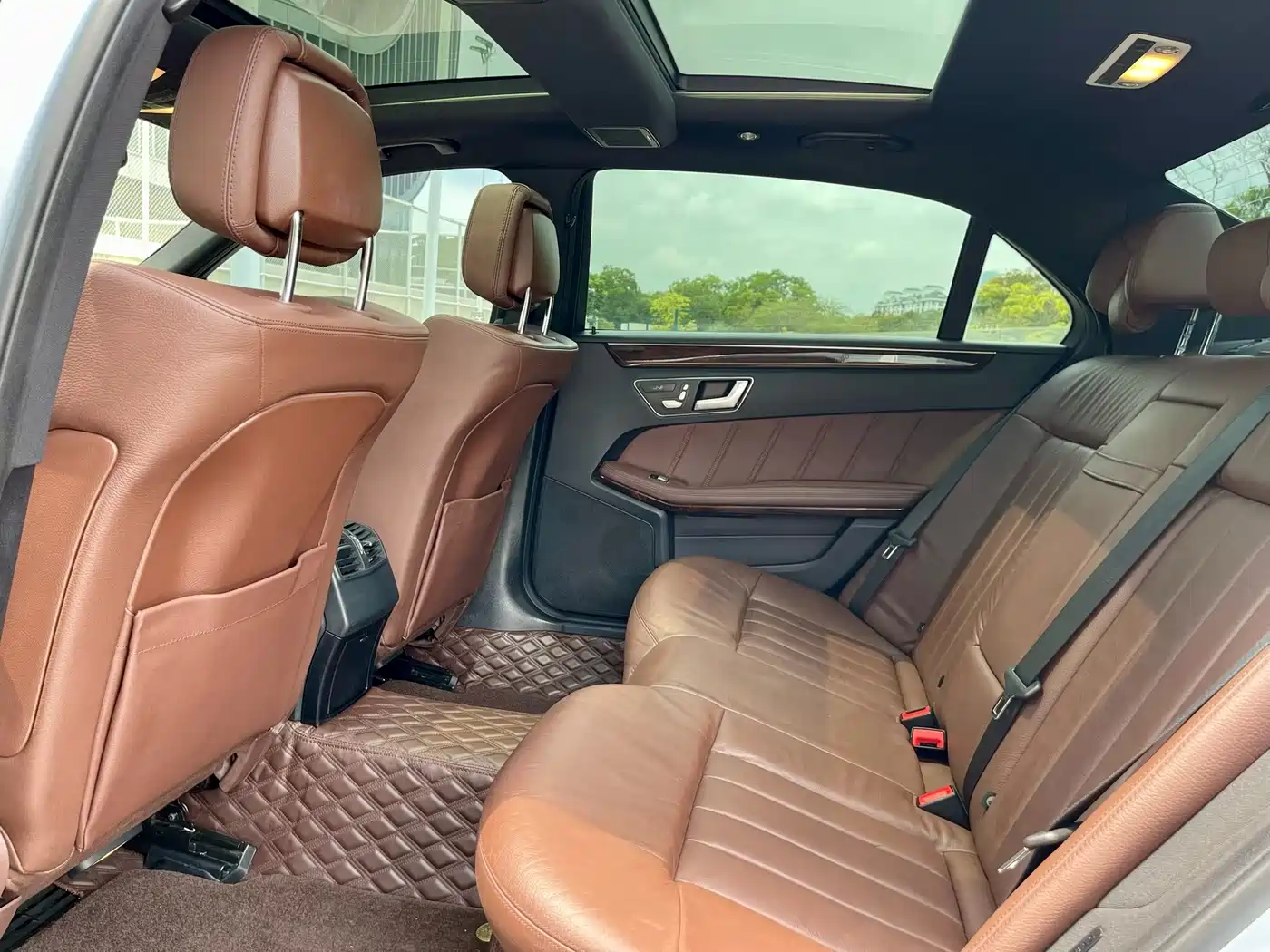 Mercedes-Benz E-Class 2014 E 260 L Luxury Class фото 8