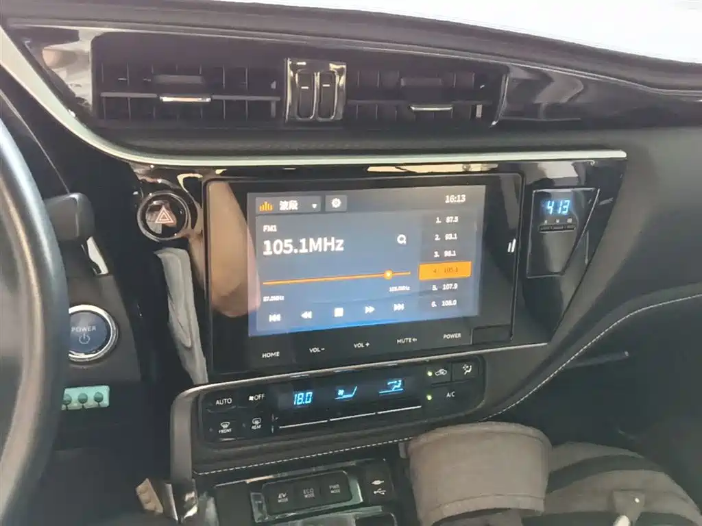 Toyota Levin 2017 Facelift Hybrid 1.8H V E-CVT Luxury Version China V фото 13