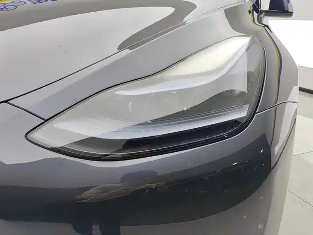 Tesla Model Y 2024 Rear-Wheel Drive Version — фото 5