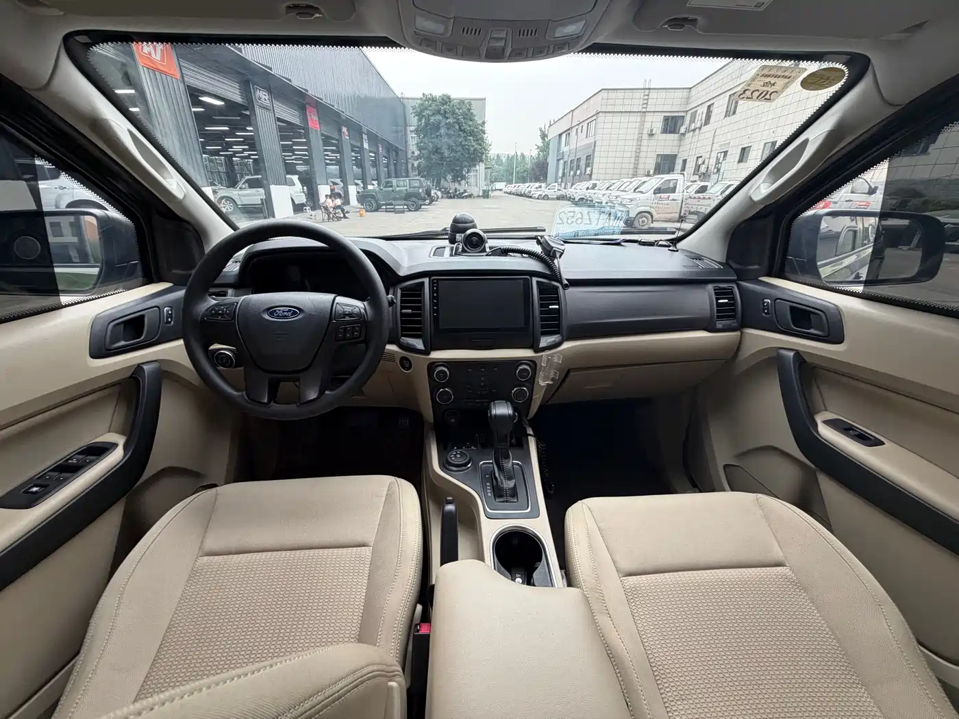 Ford Everest 2020 2.3T Gasoline Automatic 4WD Elite 5-seater фото 6