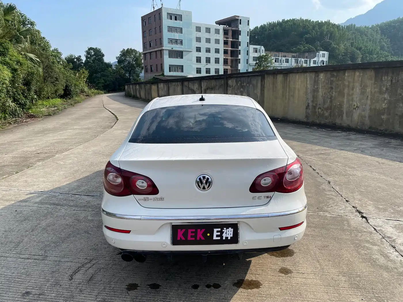 Volkswagen FAW-Volkswagen CC 2012 1.8TSI Luxury фото 4