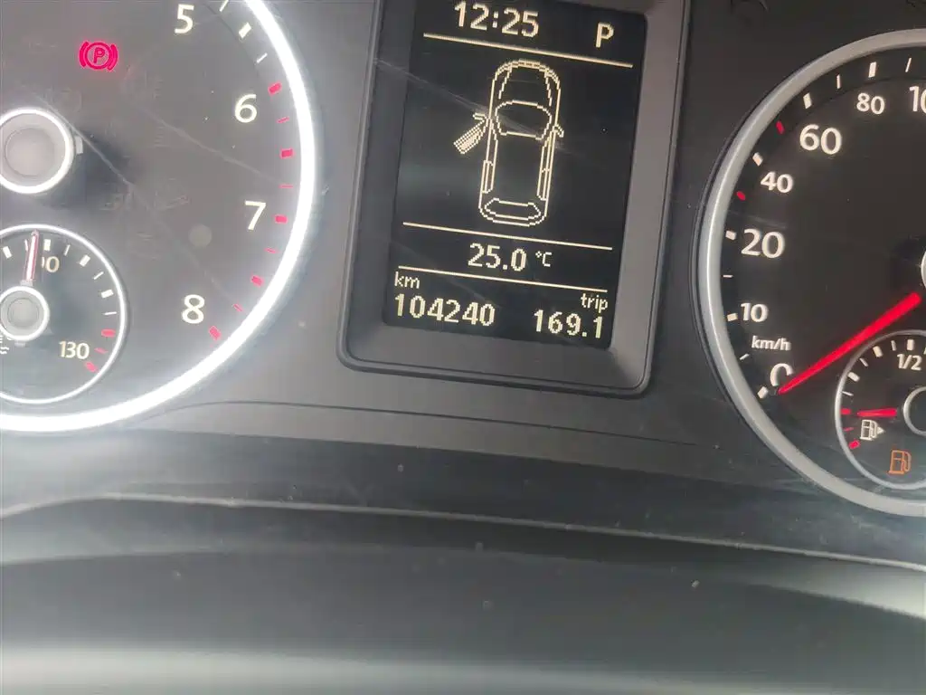 Volkswagen Tiguan 2016 Model 300TSI Automatic 2WD Trend Edition фото 5
