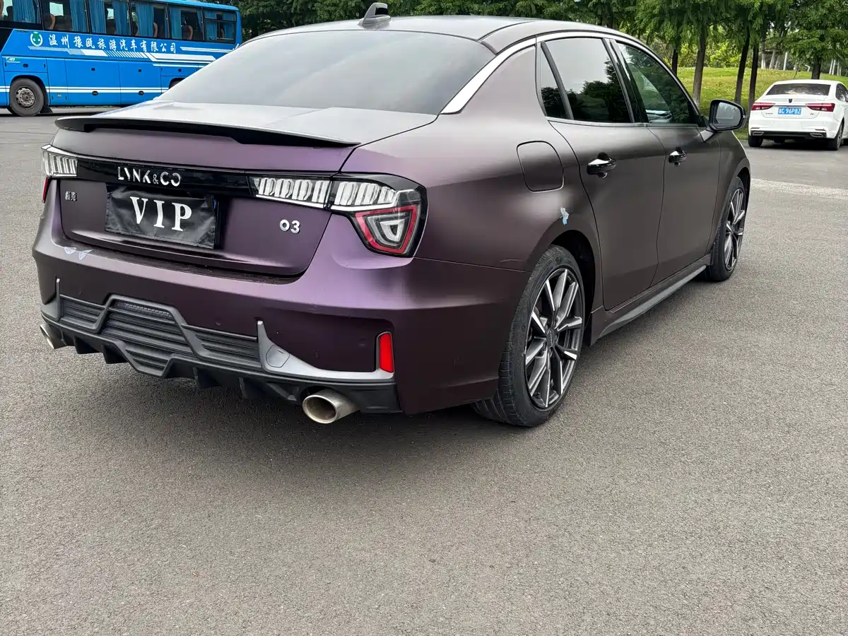 Lynk & Co 03 2021 1.5TD DCT Jin Pro фото 9