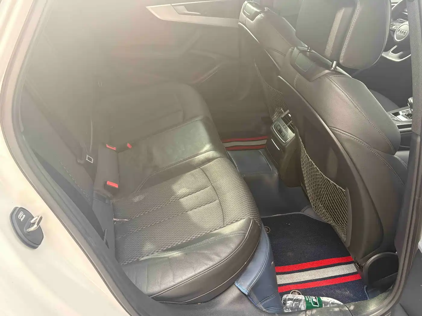 Фото 18 - Audi A4L