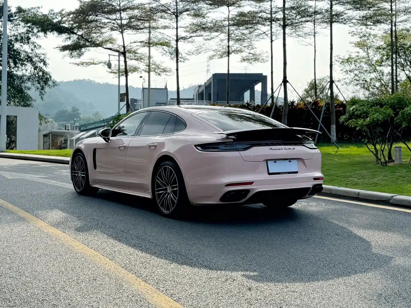 Porsche Panamera 2017 Panamera Turbo 4.0T фото 15