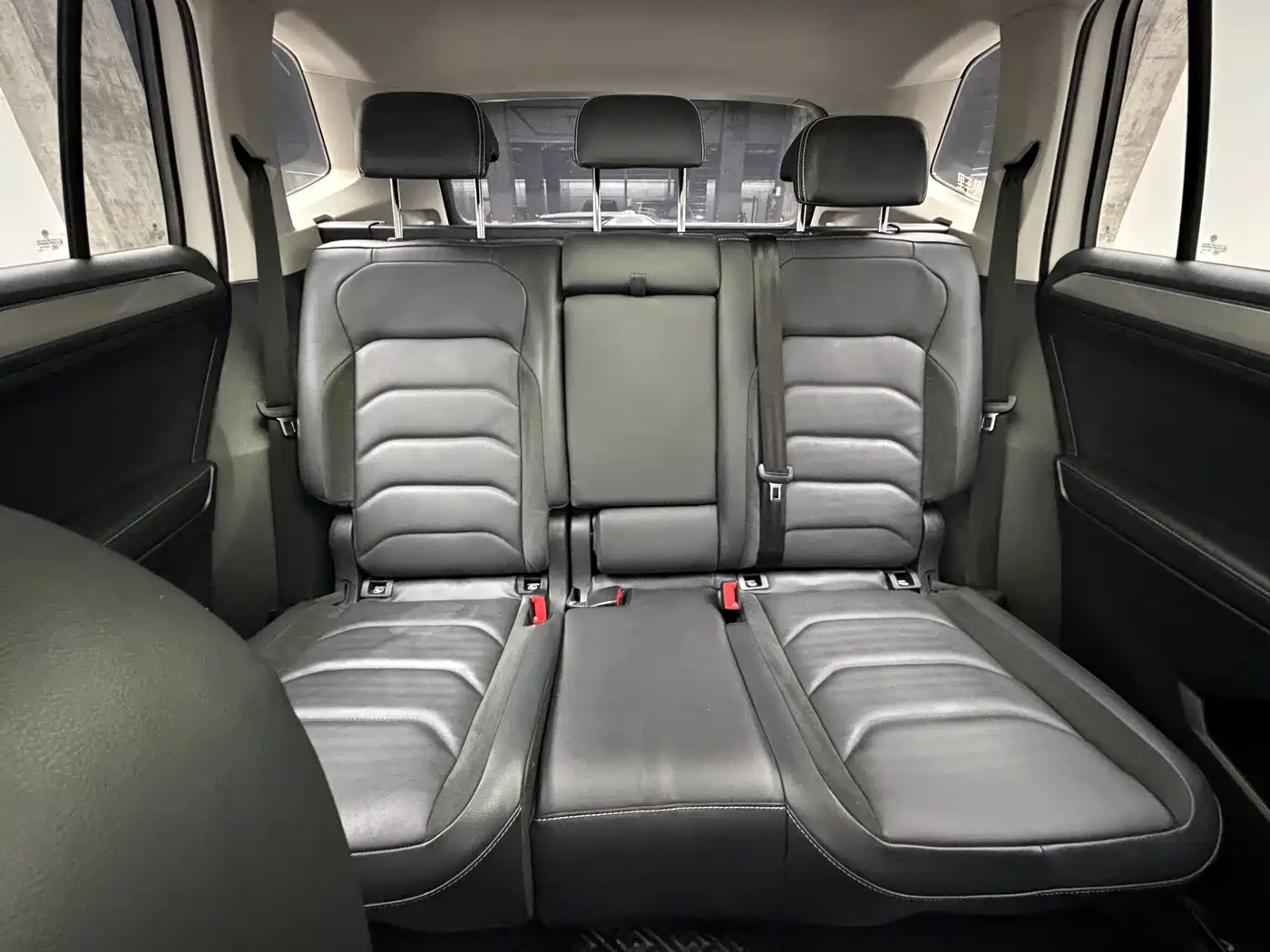 VOLKSWAGEN TIGUAN L NEW ENERGY