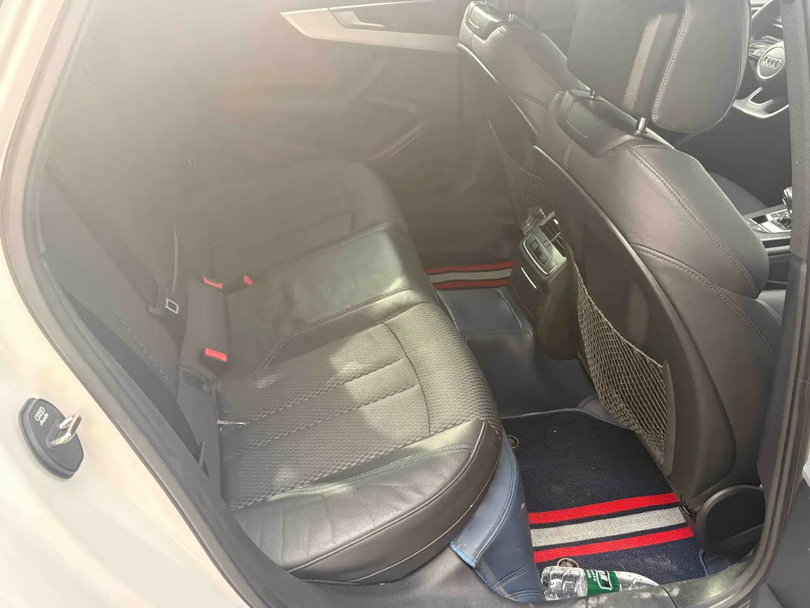 Фото 18 - Audi A4L