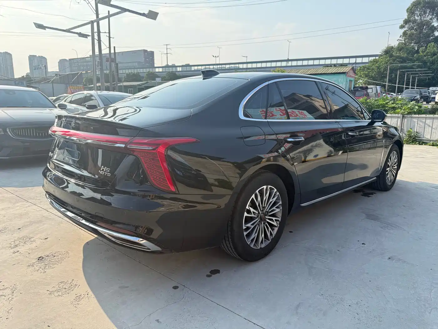 Hongqi H5 2023 2.0T Auto Smart Connect Flag Comfort фото 15