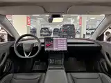 صورة 5 - Tesla Model 3