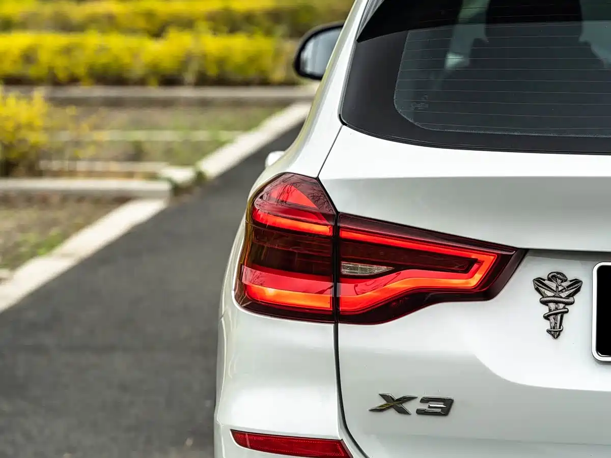 BMW X3 2020 xDrive28i Luxury Package фото 15