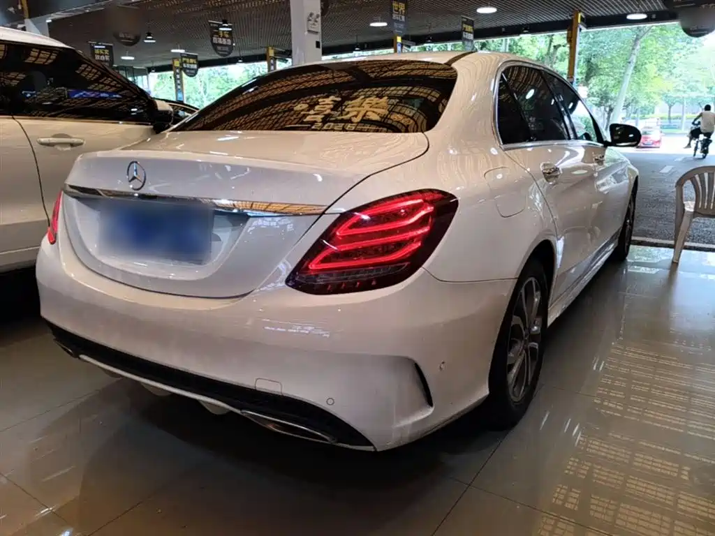 Mercedes-Benz C-Class 2018 C 180 L Fashion Sport Edition фото 7
