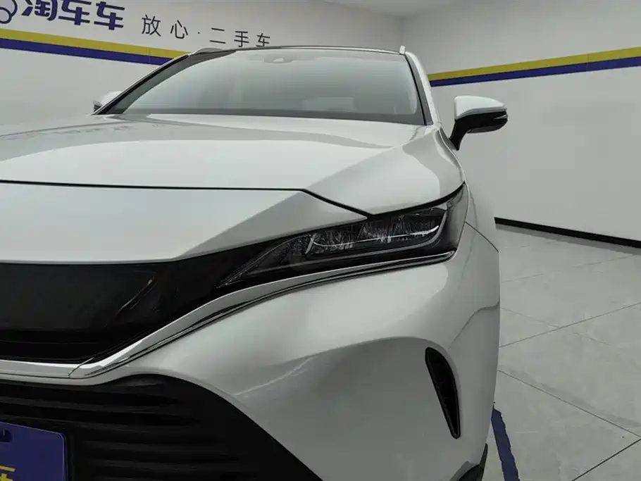 Toyota Lingfang HARRIER 2022 2.0L CVT 2WD Progressive Edition фото 5