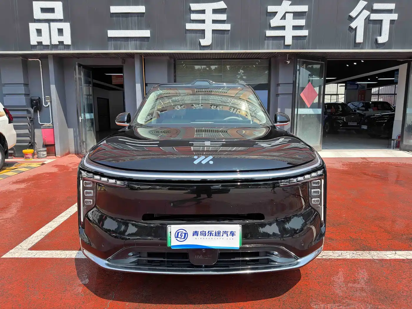 IM Motors IM LS9 2026 2026 Model 52kWh Base Version