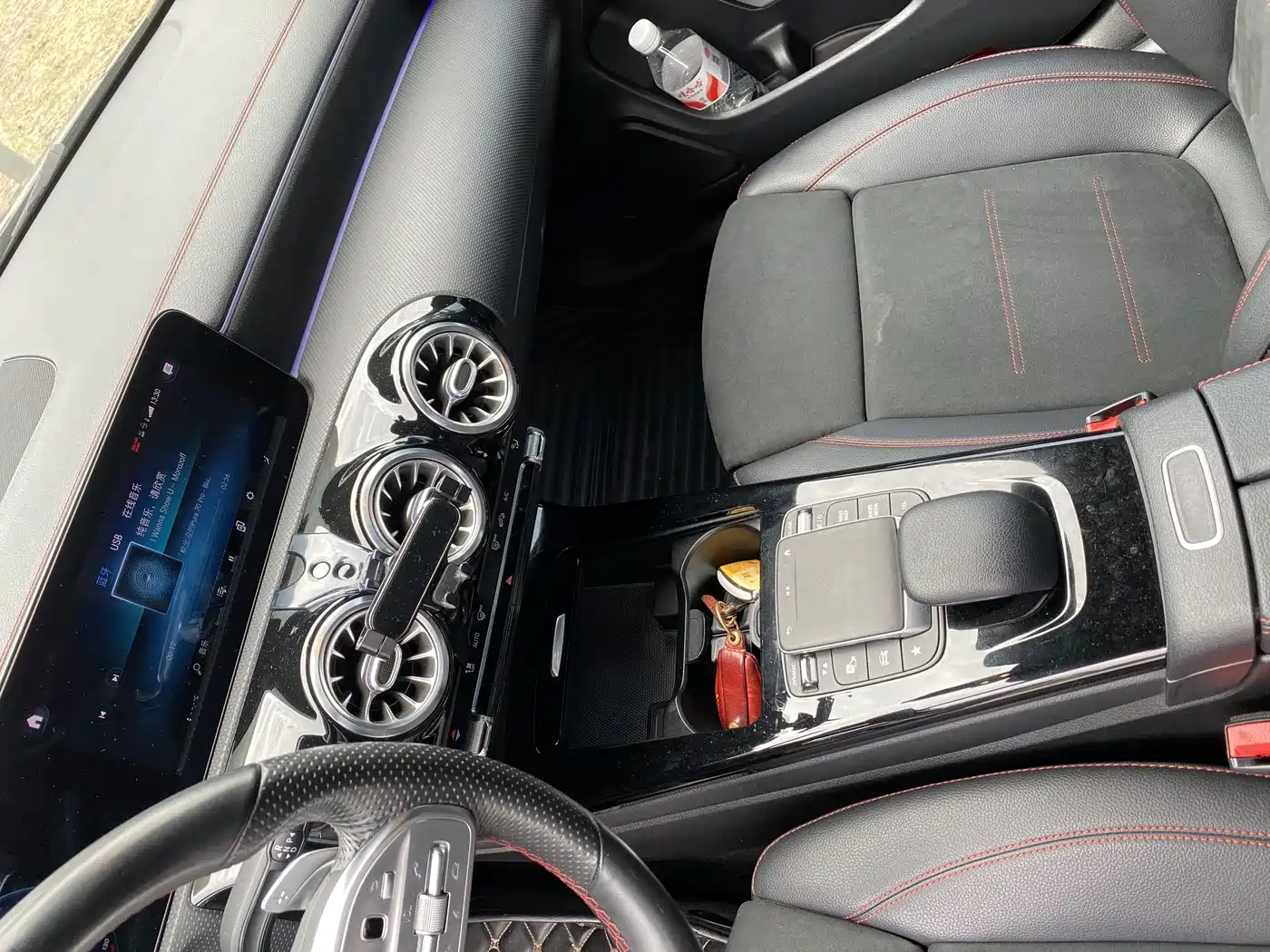 Mercedes-Benz CLA (Import) 2020 CLA 200 фото 17