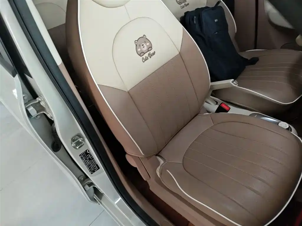 Фото 25 - Wuling Motors Hongguang MINIEV