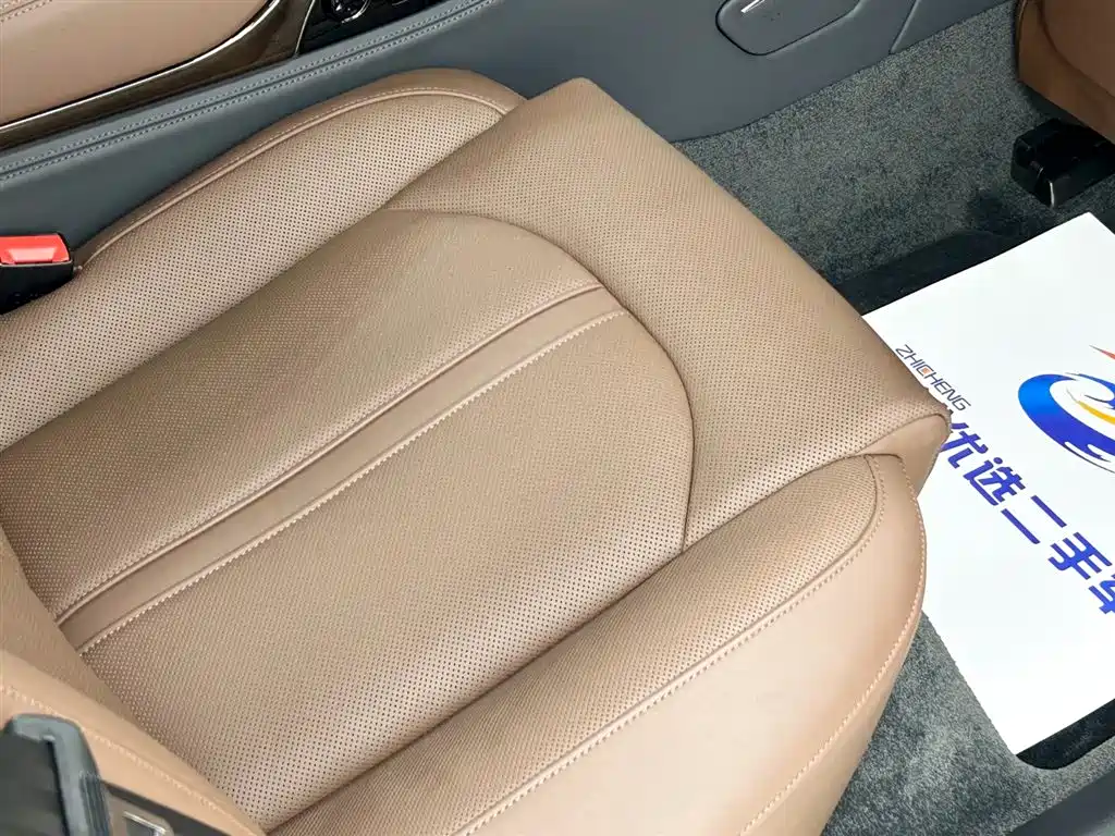 Audi A8 2014 A8L 45 TFSI quattro Luxury фото 15