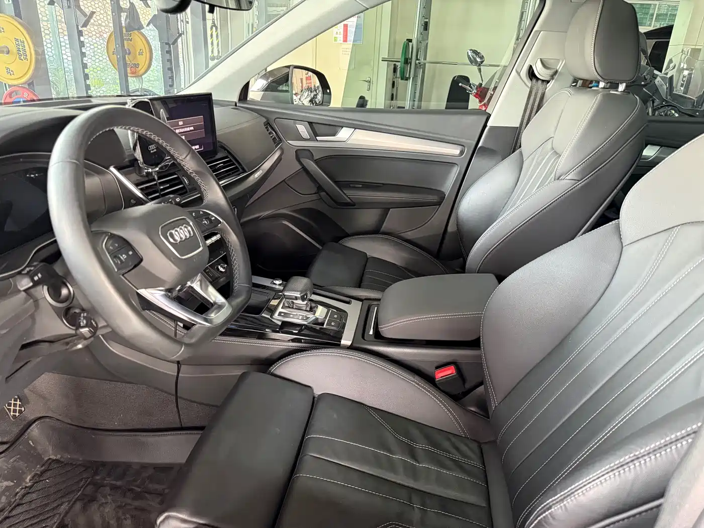 Audi Q5L 2024 Model 40 TFSI Luxury Dynamic фото 7