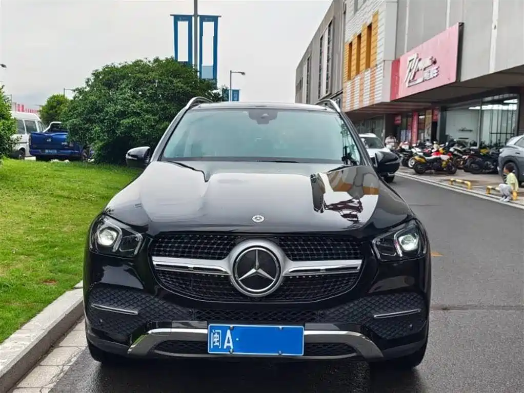 Mercedes-Benz GLE 2021 GLE 350 4MATIC Dynamic фото 2