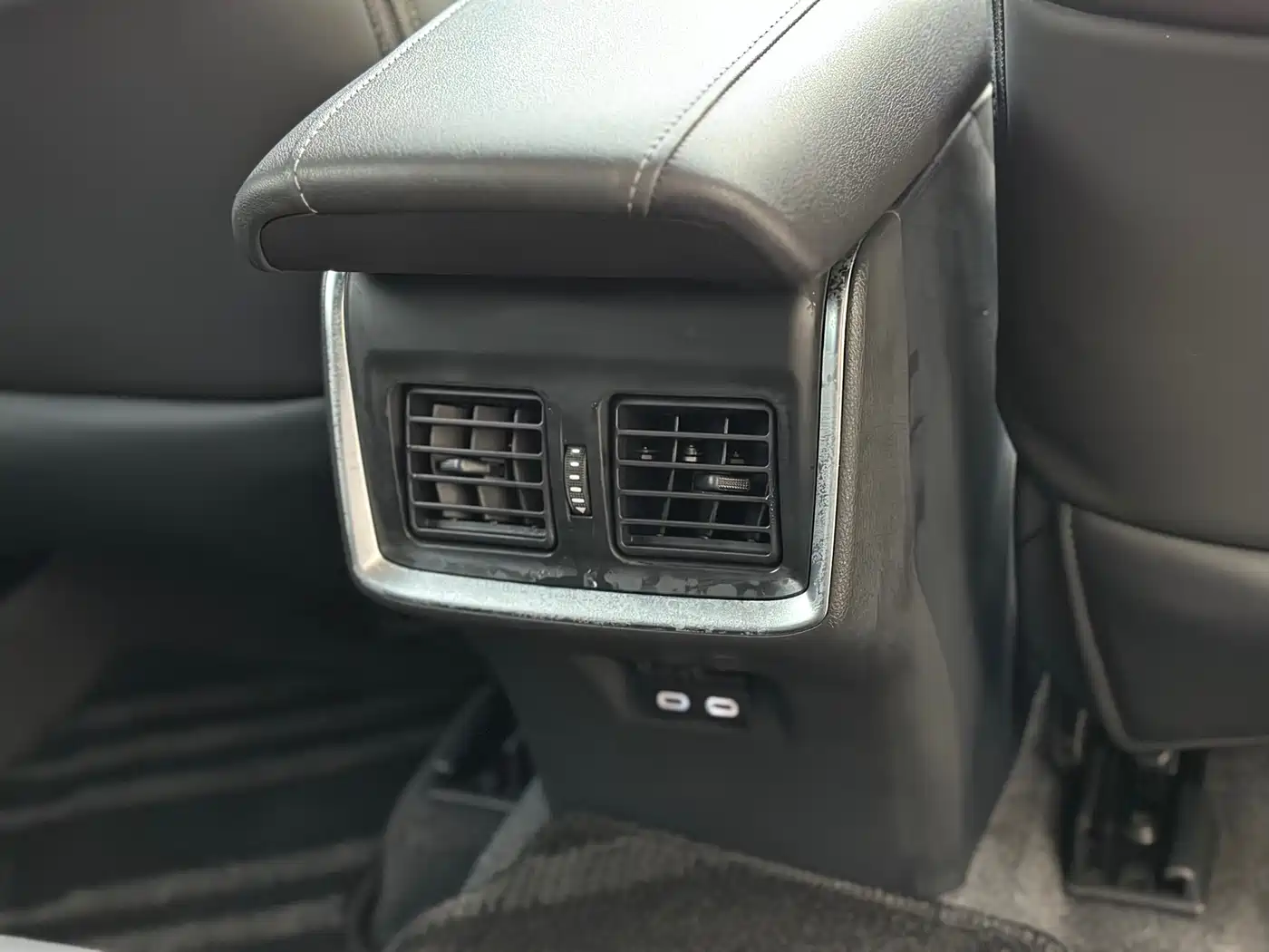 Toyota Lingfang HARRIER 2023 2.0L CVT 2WD Progressive Edition фото 15