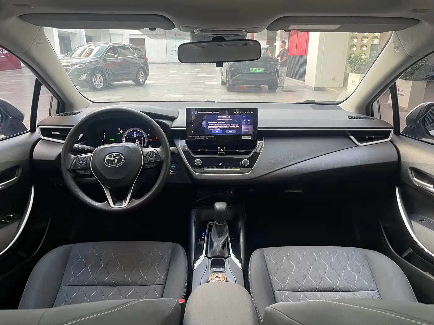 Toyota Corolla 2023 1.8L Smart Hybrid Dual Engine Elite Edition фото 9