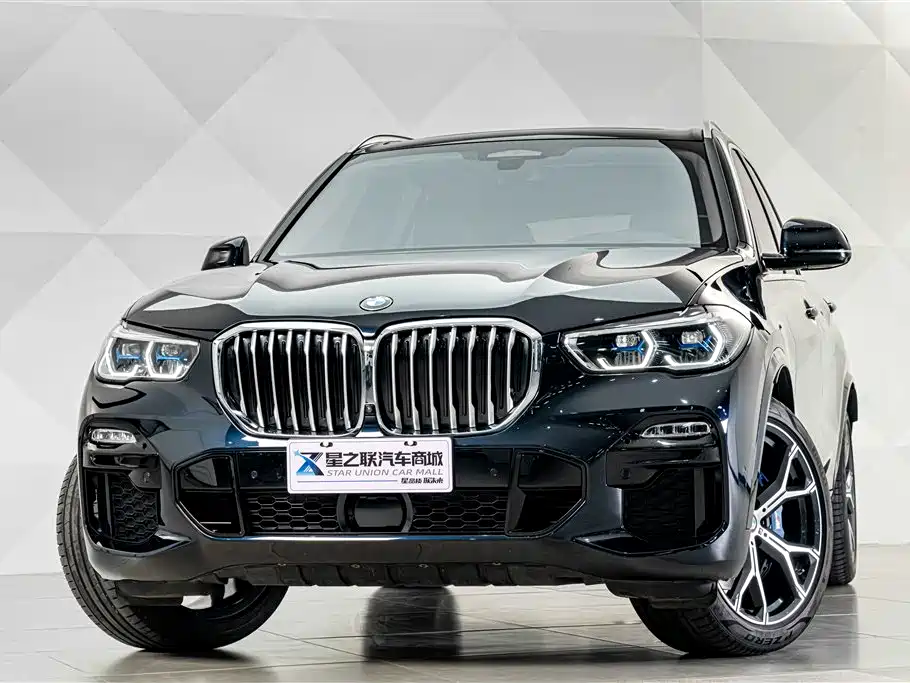 BMW X5 (Import) 2021 Facelift xDrive40i Exclusive M Sport Package фото 3