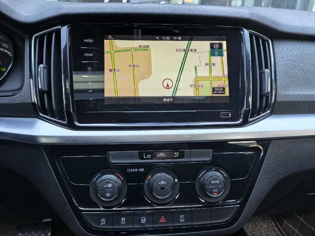 Škoda Kamiq 2020 Model 1.5L Automatic Comfort фото 12