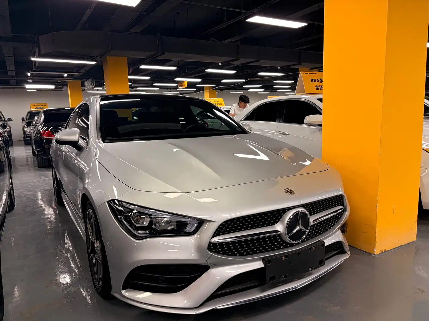 Mercedes-Benz CLA (Import) 2020 CLA 200 фото 3