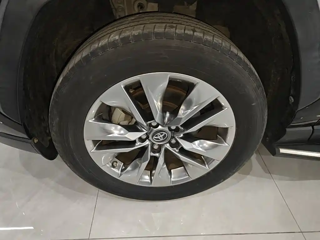 Toyota Wildlander 2020 2020 2.0L CVT 2WD Luxury Edition