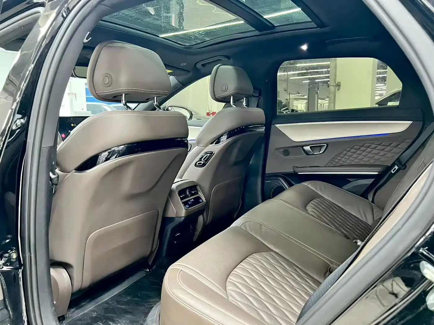 BYD Han 2023 DM-i Champion Edition 200KM Exclusive фото 6