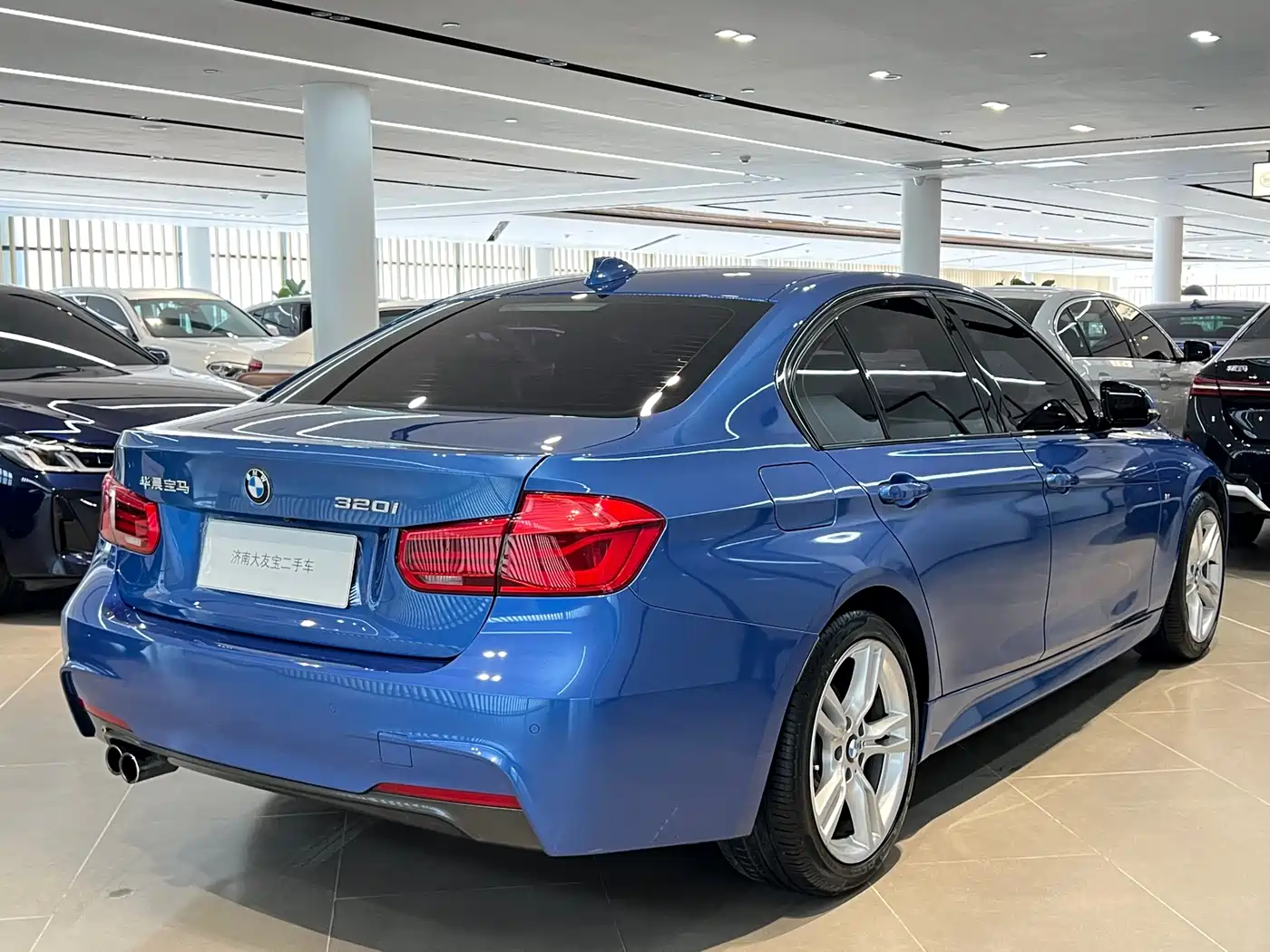 BMW 3 Series 2017 320i M Sport фото 18