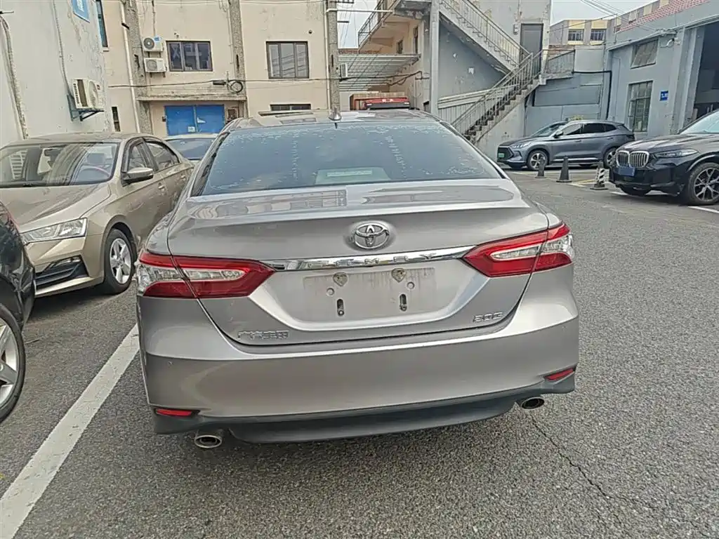 Toyota Camry 2021 2.0G Luxury Edition фото 6