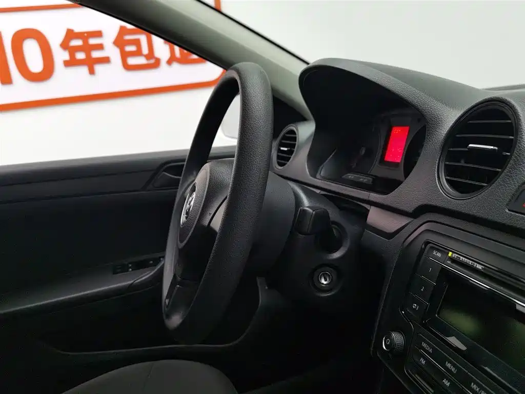 Volkswagen Jetta 2015 Value Edition 1.6L Manual Fashion фото 22