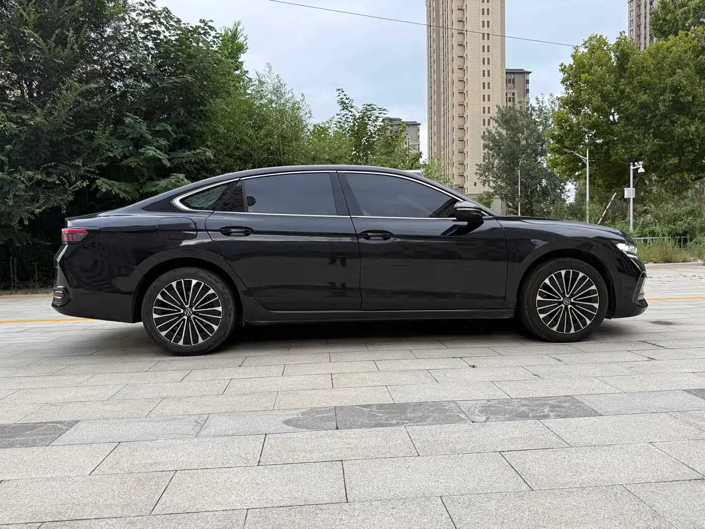 Photo 16 - Volkswagen Magotan