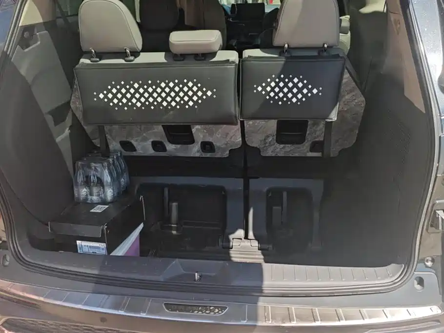 Toyota Granvia 2024 2.5L Hybrid Comfort фото 4