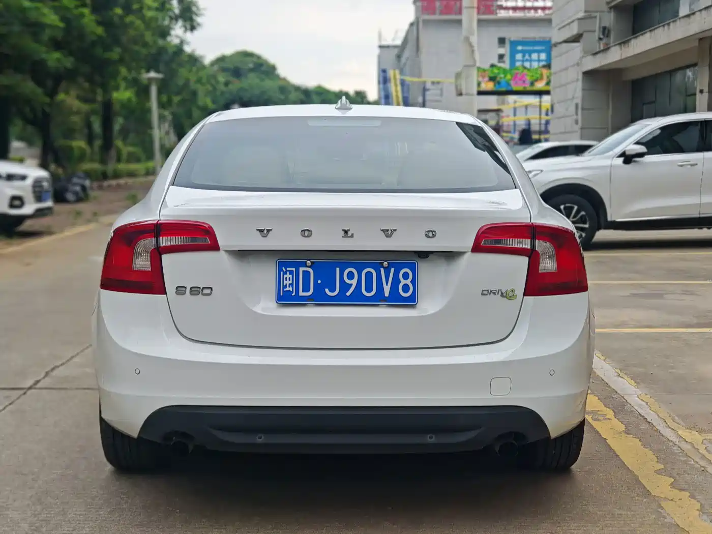 Volvo S60 (Import) 2011 2011 2.0T Elegance