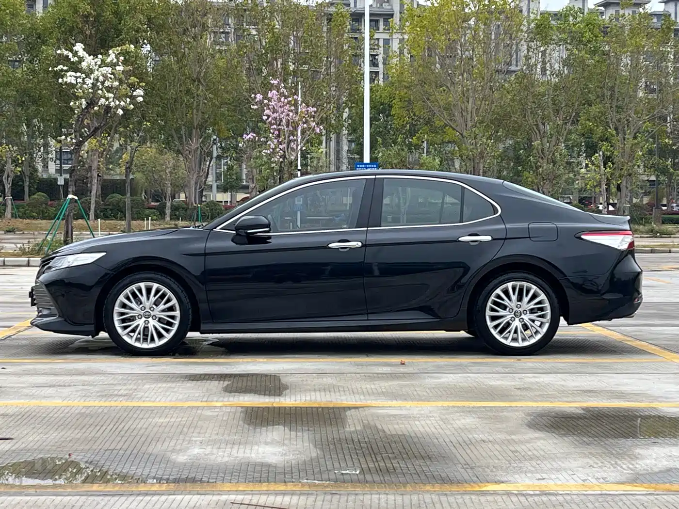 Toyota Camry 2019 2.5G Luxury (China V) фото 8