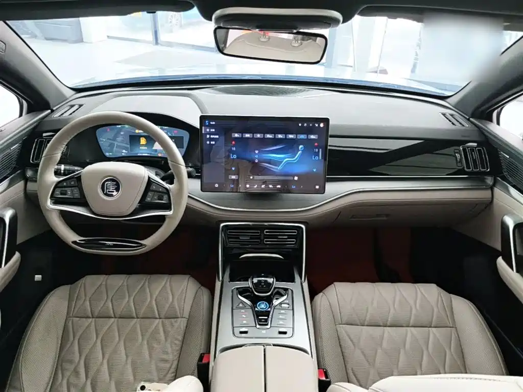 BYD Tang New Energy 2024 DM-i Honor Edition 112KM Premium фото 9