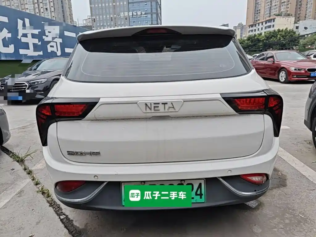 Nezha Auto Nezha V 2023 2022 Trend 300 Lite LFP