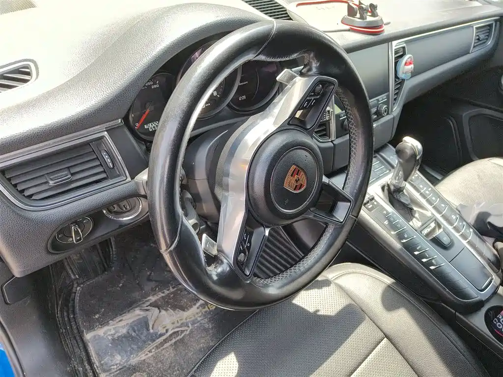 Porsche Macan 2017 Macan 2.0T фото 3