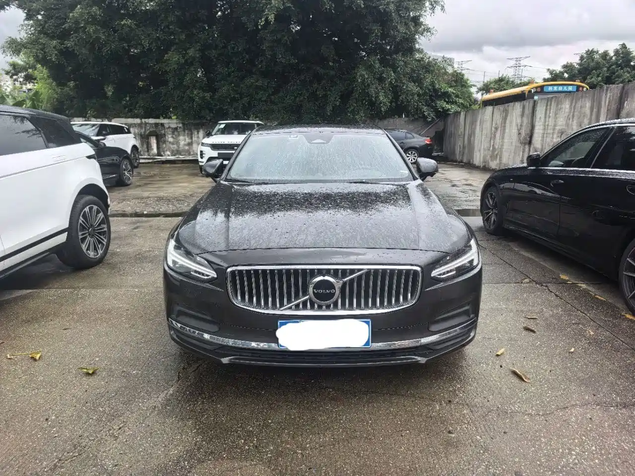 Photo 1 - Volvo S90