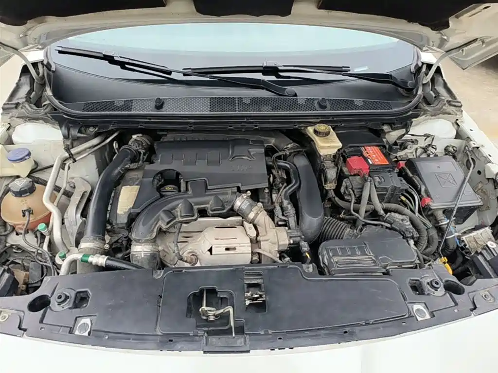 Peugeot 408 2016 1.6T Automatic Luxury Edition фото 20