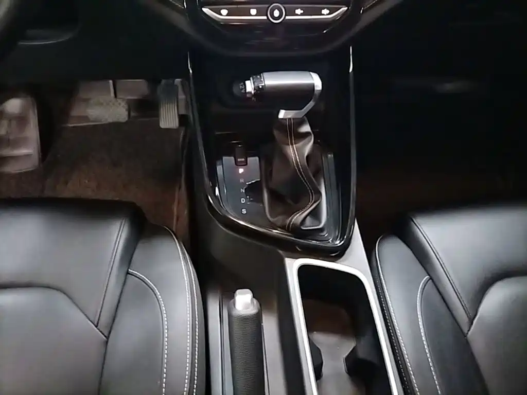 Baojun 530 2019 2020 1.5T CVT Luxury Connect 7-seater