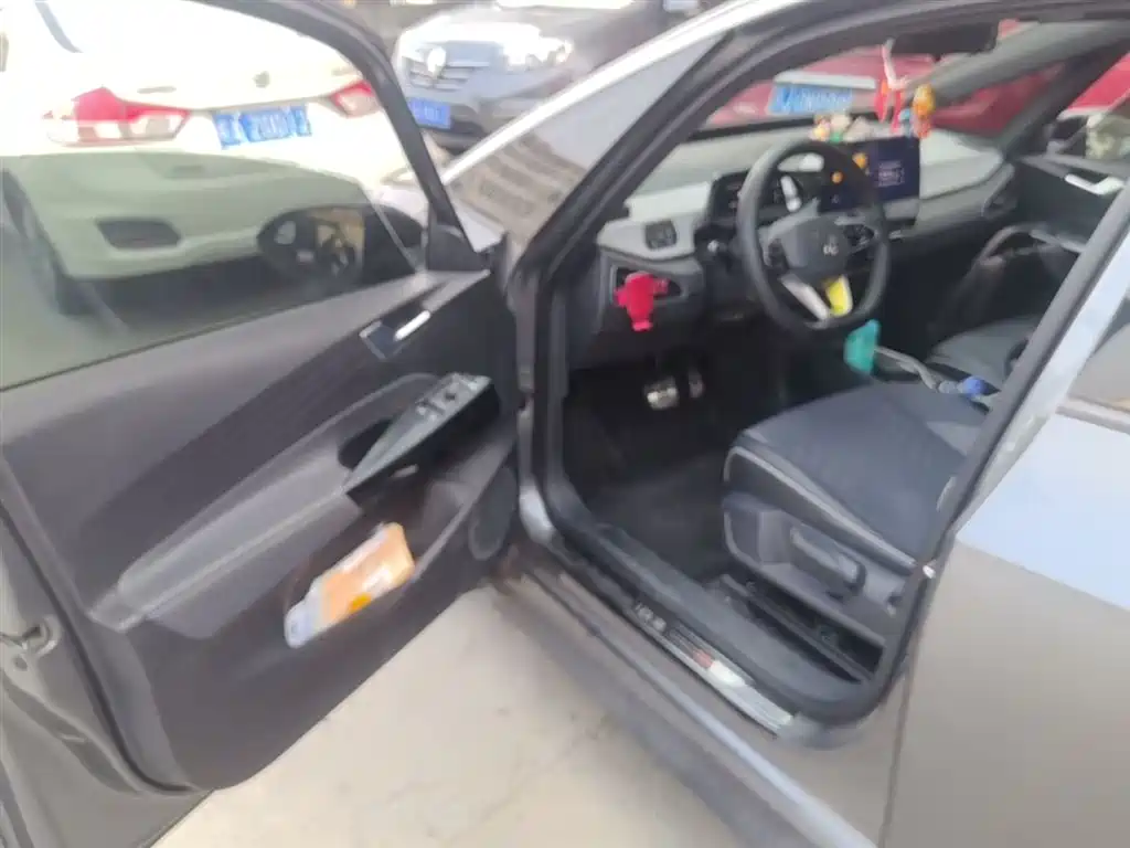 Volkswagen ID.3 2023 Upgraded Pure Intelligence Edition фото 16